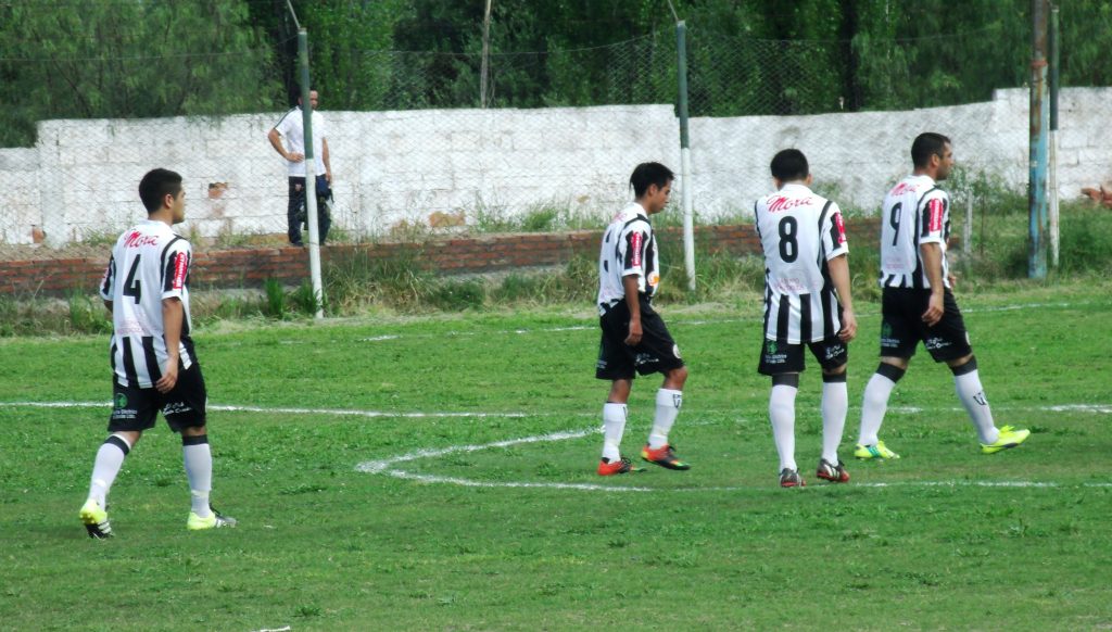 Monte Comán lo dio vuelta y se quedó con la victoria