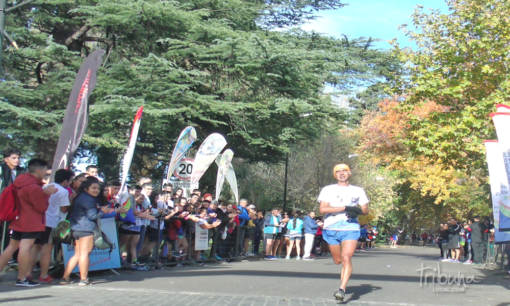 Cristian Mohamed se adjudicó la maratón “Revolución de Mayo”