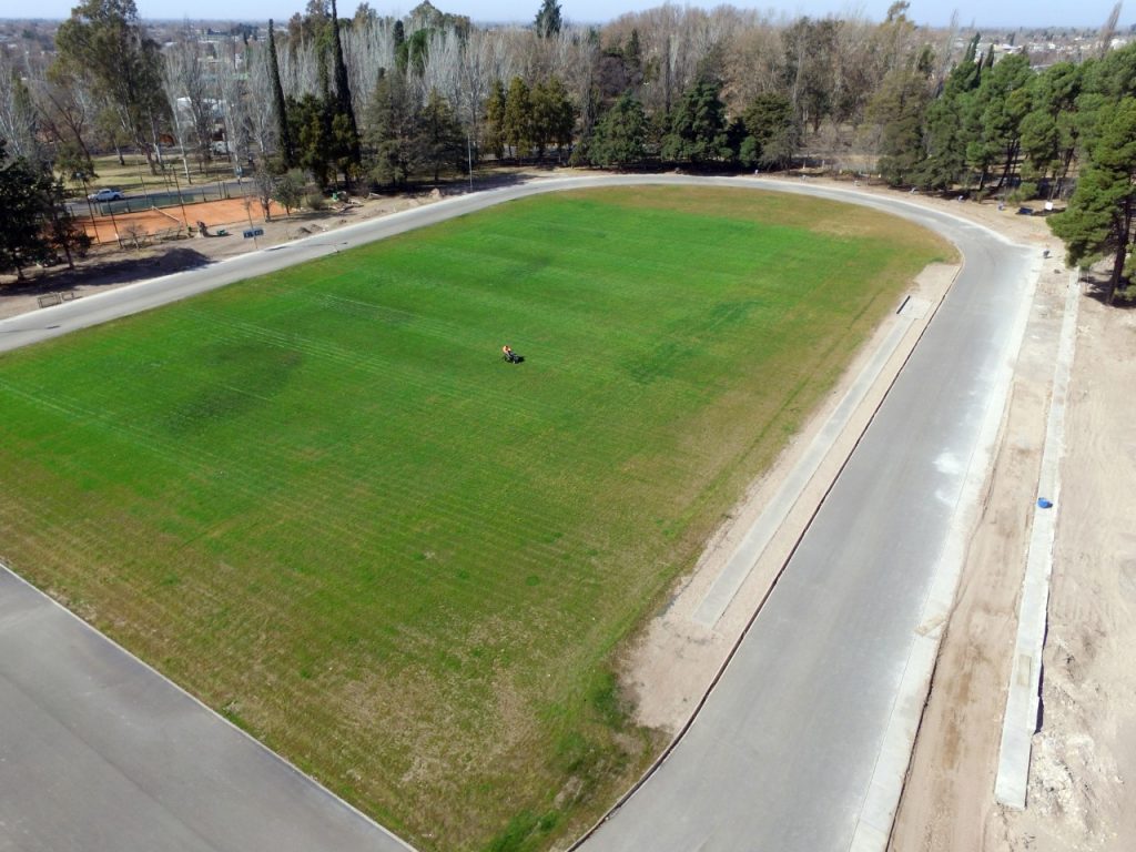 Cada vez falta menos para la pista profesional de atletismo