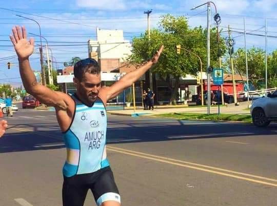 Yamil Amuch ganó el Triatlón de Corrientes