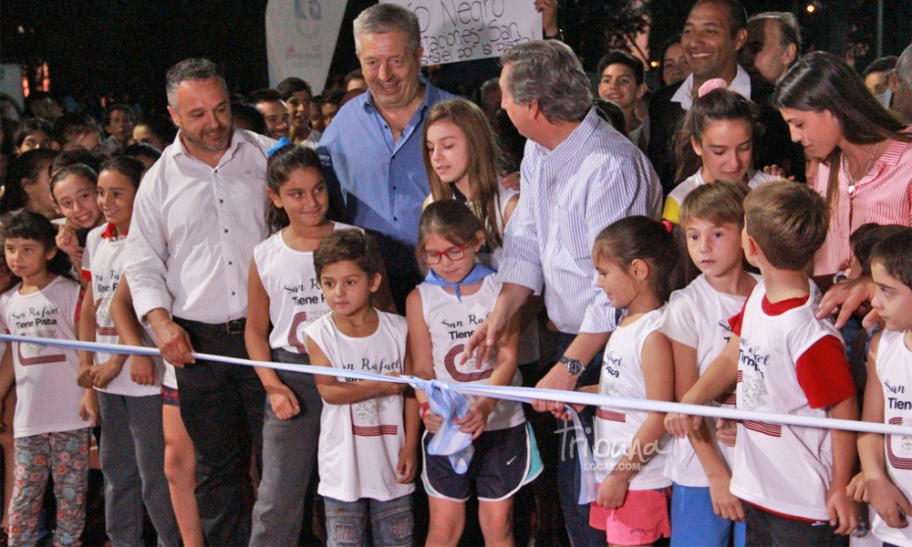 Histórico. San Rafael tiene pista profesional de atletismo
