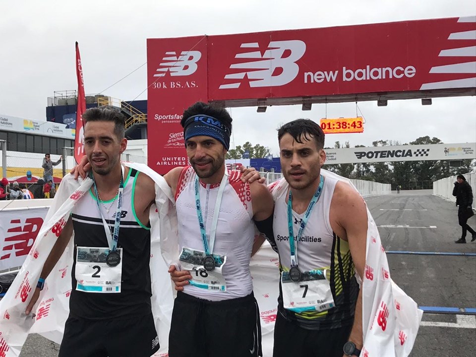 Antonio Poblete se quedó con los 30k New Balance en Buenos Aires