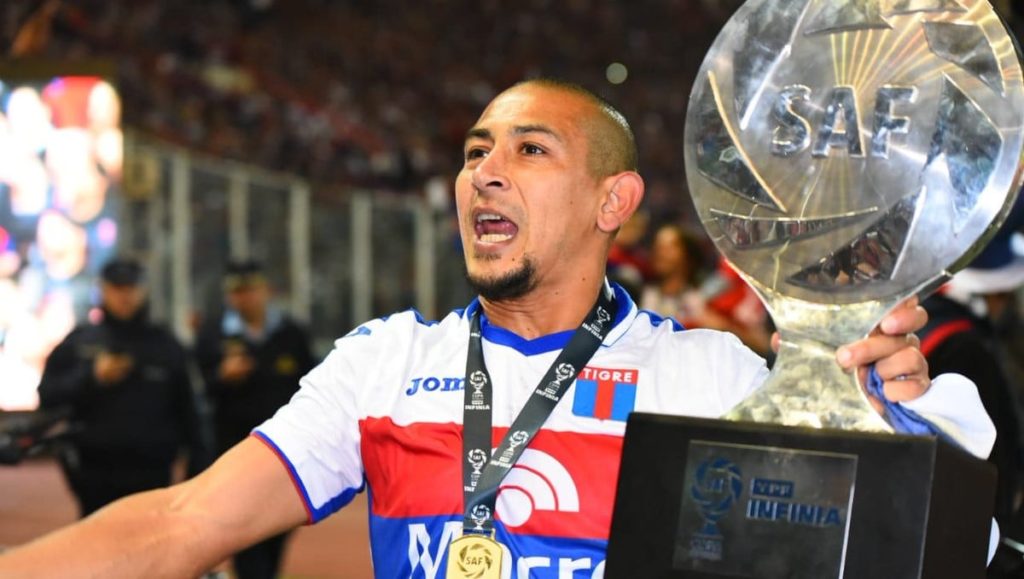 El Chino Luna: “Me hubiese encantado jugar con Messi, aunque sea en contra”