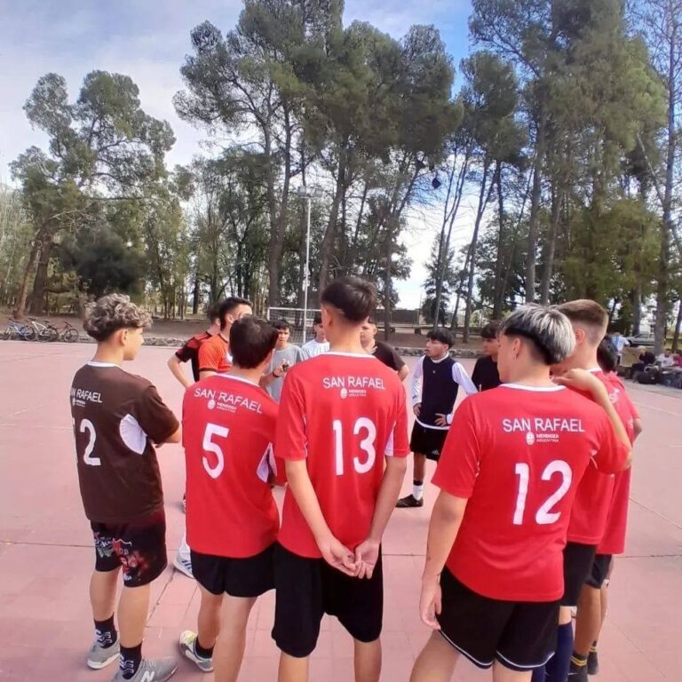 Se juegan las finales de futsal de la juventud