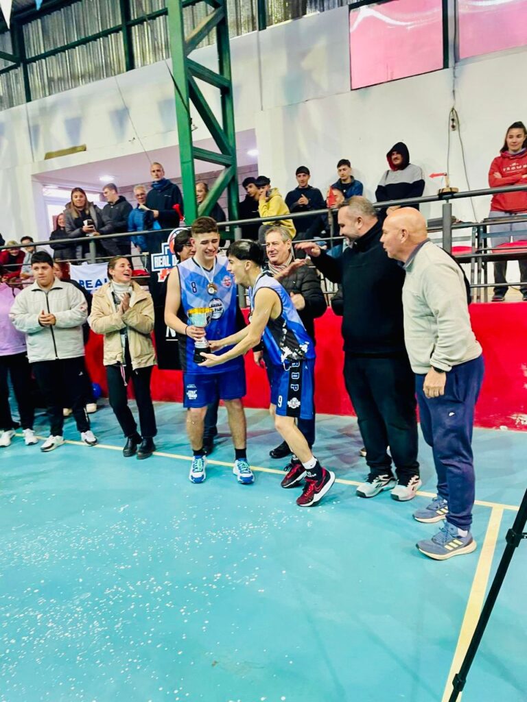 Real del Padre se consagró campeón del básquet provincial