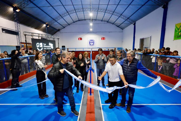 Se inaguró una nueva cancha de bochas